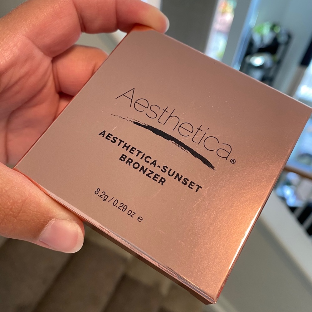 Bronzer